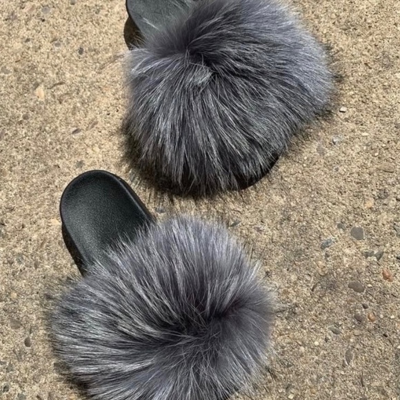 Party Grey Real Fur Slides sizes 8.5,9,9.5,10 - Picture 3 of 3
